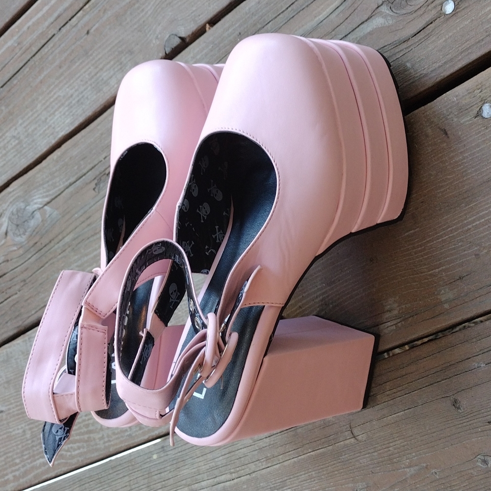 Dolls Kill 🖤 Lamoda Pink Platform - Picture 9 of 15
